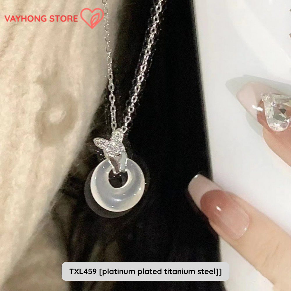 Elegantra™ – Titanium Steel Clavicle Necklace for Women | Fade-Free, High-End Elegance